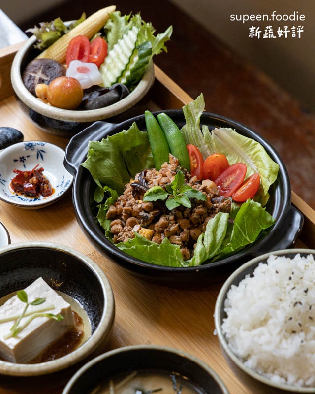 南投素食餐廳 - 樂川茶食 - 香檸打拋珠飯
