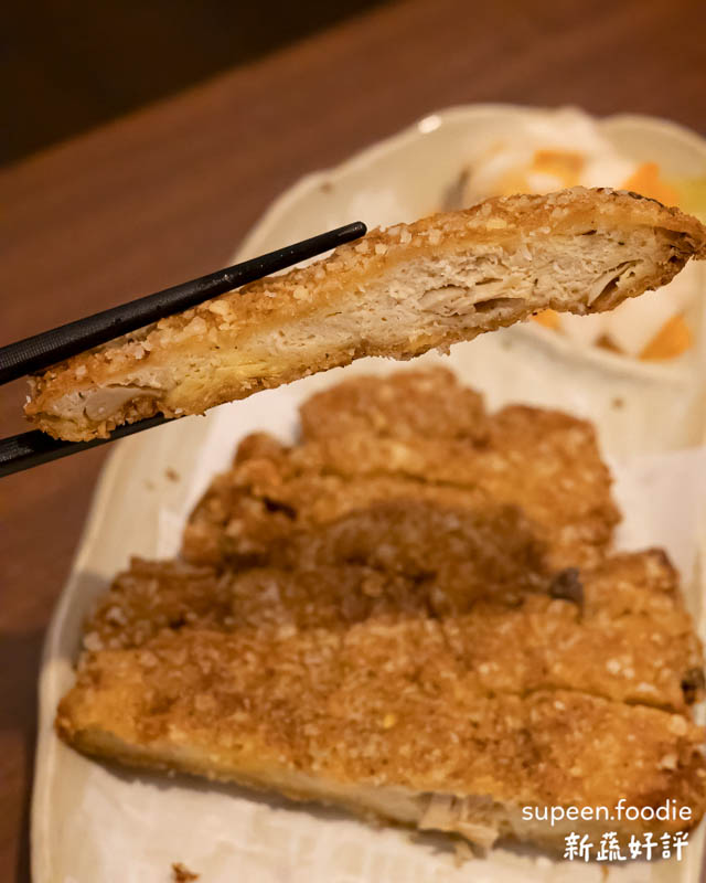 台中西區美食 – 子梧桐日式烏龍麵 鮮菇香積排